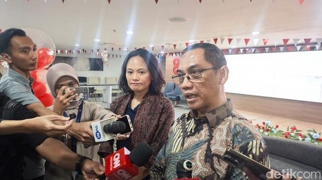 Kepala Kebijakan Publik WhatsApp dan Messenger Asia Pasifik, Meta, Esther Samboh dan Dirjen Pengawasan Ruang Digital Komdigi, Alexander Sabar. Foto: Agus Tri Haryanto/detikINET Kepala Kebijakan Publik WhatsApp dan Messenger Asia Pasifik, Meta, Esther Samboh dan Dirjen Pengawasan Ruang Digital Komdigi, Alexander Sabar. Foto: Agus Tri Haryanto/detikINET