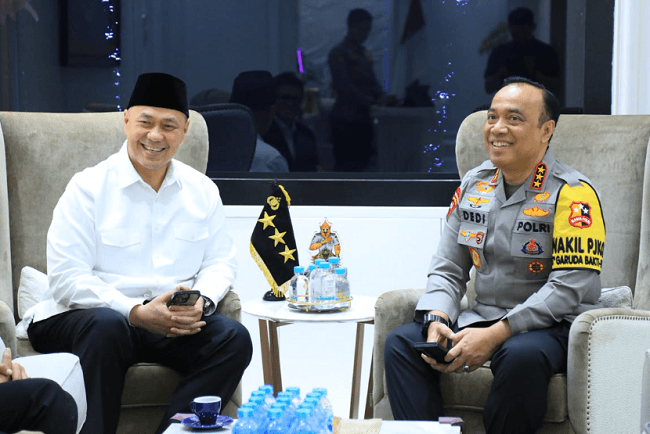 Wakapolri Komjen Pol Prof Dr Dedi Prasetyo bersama Pendiri ESQ Prof Dr (HC) Ary Ginanjar Agustian di Mabes Polri, Jakarta, Rabu (30/9/2026). Wakapolri Komjen Pol Prof Dr Dedi Prasetyo bersama Pendiri ESQ Prof Dr (HC) Ary Ginanjar Agustian di Mabes Polri, Jakarta, Rabu (30/9/2026).