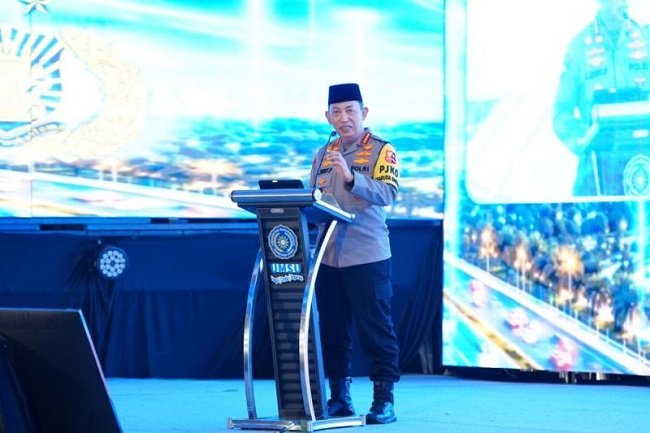 Kapolri Jenderal Polisi Listyo Sigit Prabowo saat memberikan kuliah umum kepada mahasiswa baru Universitas Muhammadiyah Sumatera Utara (UMSU) dalam rangka Pengenalan Kehidupan Kampus bagi Mahasiswa Baru (PKKMB) UMSU 2026 di Kota Medan, Sumatera Utara, Senin (28/9/2026). (Divisi Humas Polri) Kapolri Jenderal Polisi Listyo Sigit Prabowo saat memberikan kuliah umum kepada mahasiswa baru Universitas Muhammadiyah Sumatera Utara (UMSU) dalam rangka Pengenalan Kehidupan Kampus bagi Mahasiswa Baru (PKKMB) UMSU 2026 di Kota Medan, Sumatera Utara, Senin (28/9/2026). (Divisi Humas Polri)