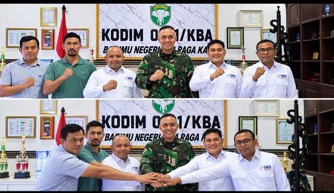Dandim 0101/KBA Kolonel Inf Faurizal Noerdin, S.Sos., M.Sc. menerima audiensi dan silaturahmi Pengurus SMSI Aceh Besar yang dipimpin Ketua Zulfikar, S.Pd., di ruang kerja Kodim 0101/KBA, Rabu (23/9/2026). Foto: (SMSI Aceh Besar). Dandim 0101/KBA Kolonel Inf Faurizal Noerdin, S.Sos., M.Sc. menerima audiensi dan silaturahmi Pengurus SMSI Aceh Besar yang dipimpin Ketua Zulfikar, S.Pd., di ruang kerja Kodim 0101/KBA, Rabu (23/9/2026). Foto: (SMSI Aceh Besar).