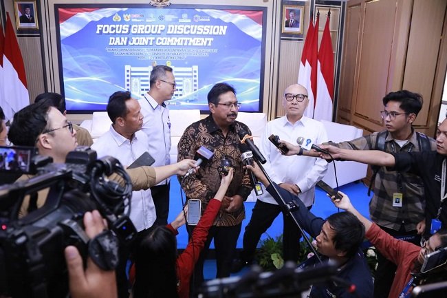 Dirkamsus Baintelkam Polri Brigjen Pol. Antonius Dwi Hendro Sunarko memberikan keterangan terkait transformasi layanan SKCK terintegrasi di Jakarta, Rabu, 23 September 2026 (Foto: Dokumentasi/Divhumas Polri)