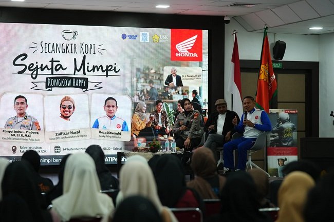 Capella Honda bersama Dinas Perhubungan Aceh, Ditlantas Polda Aceh, dan FT USK menggelar talkshow Safety Riding bertema “Secangkir Kopi Sejuta Mimpi” di Banda Aceh, Kamis (24/9/2026). Capella Honda bersama Dinas Perhubungan Aceh, Ditlantas Polda Aceh, dan FT USK menggelar talkshow Safety Riding bertema “Secangkir Kopi Sejuta Mimpi” di Banda Aceh, Kamis (24/9/2026).
