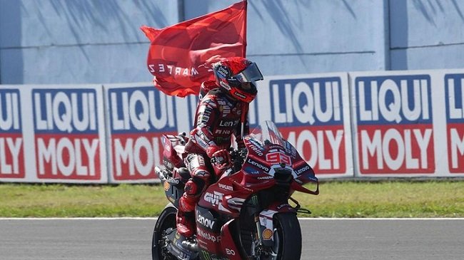 Marc Marquez saat berjaya di Misano. Foto: Getty Images/Gold & Goose Photography Marc Marquez saat berjaya di Misano. Foto: Getty Images/Gold & Goose Photography