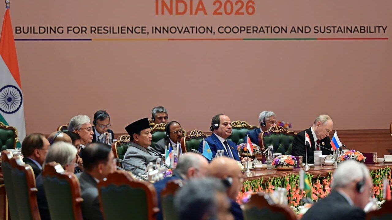 KTT BRICS 2026, Prabowo Tegaskan Indonesia Siap Perkuat Ketahanan Pangan Dunia Presiden Prabowo Subianto saat menghadiri KTT BRICS 2026 di Bharat Mandapam, New Delhi, Republik India, Minggu (13/9/2026). Foto: BPMI Setpres