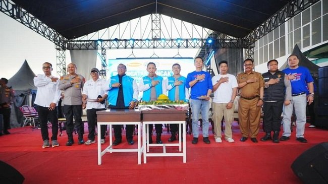 Kapolri saat menghadiri puncak HUT ke-53 Federasi Serikat Pekerja Tekstil, Sandang, dan Kulit (FSP TSK) KSPSI AGN di Sukabumi. (Dok. Polri) Kapolri saat menghadiri puncak HUT ke-53 Federasi Serikat Pekerja Tekstil, Sandang, dan Kulit (FSP TSK) KSPSI AGN di Sukabumi. (Dok. Polri)