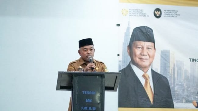 Asisten Perekonomian dan Pembangunan Setdakab Aceh Besar, HM Ali SSos MSi membuka pelatihan pengelasan Welder 3G Program Kementerian Perlindungan Pekerja Migran Indonesia (KP2MI) bekerjasama dengan Disnakertrans Aceh Besar di Aula Disnakertrans Aceh