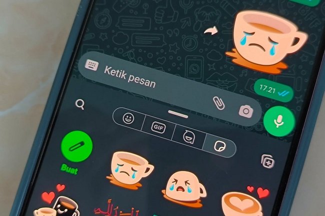 Cara mengubah foto menjadi stiker WA.(Kompas.com/Wahyunanda Kusuma)
