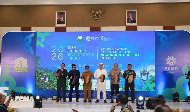 Wakapolda Aceh Brigjen Pol. Ari Wahyu Widodo menghadiri pembukaan Aceh Economic Development Forum (AEDF) 2026 di Hermes Palace Hotel, Banda Aceh, Selasa (6/10/2026). Wakapolda Aceh Brigjen Pol. Ari Wahyu Widodo menghadiri pembukaan Aceh Economic Development Forum (AEDF) 2026 di Hermes Palace Hotel, Banda Aceh, Selasa (6/10/2026).