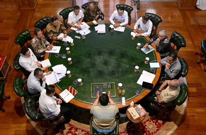 Prabowo Targetkan 100 Kampung Nelayan Beroperasi Akhir 2026 Foto: BPMI Setpres