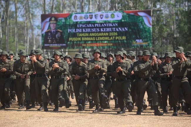 Suasana upacara pelantikan Polisi Khusus Kehutanan Tahun Anggaran 2026 di Semarang, Jumat (16/10/2026). HO-Divisi Humas Polri Suasana upacara pelantikan Polisi Khusus Kehutanan Tahun Anggaran 2026 di Semarang, Jumat (16/10/2026). HO-Divisi Humas Polri