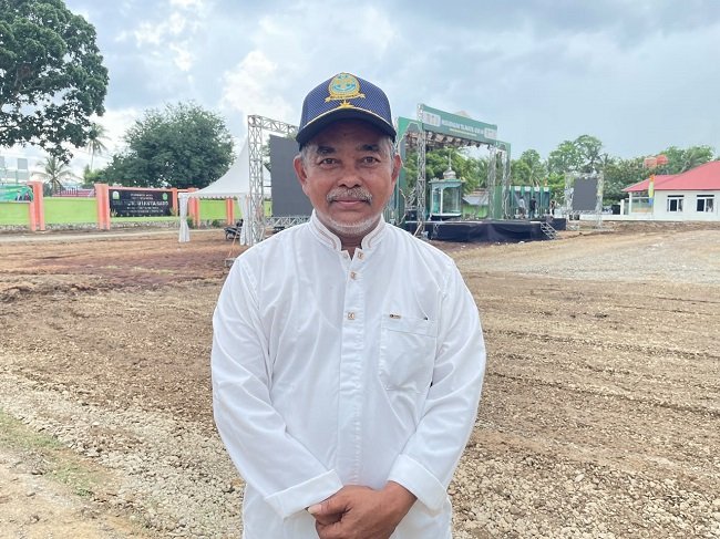 Plt Kadishub Aceh Besar M Ali SSos MSi, saat meninjau jalan akses panggung utama MTQ ke-35 Aceh Besar, di Kecamatan Kuta Baro, Aceh Besar, Jumat (23/10/2026). FOTO/ DOK MC ACEH BESAR Plt Kadishub Aceh Besar M Ali SSos MSi, saat meninjau jalan akses panggung utama MTQ ke-35 Aceh Besar, di Kecamatan Kuta Baro, Aceh Besar, Jumat (23/10/2026). FOTO/ DOK MC ACEH BESAR