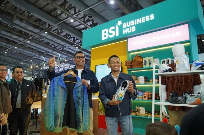 PT Bank Syariah Indonesia (BSI) resmi membuka BSI International Expo 2026 di Jakarta International Convention Center (JICC), Jakarta, untuk mendorong UMKM lokal naik kelas dan menembus pasar global, Jumat, (23/10/2026).