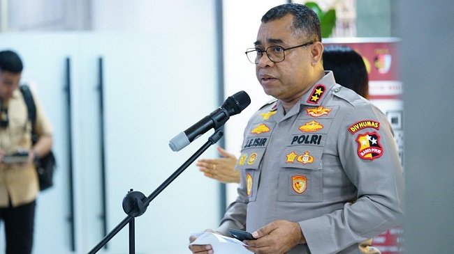 Kadivhumas Polri Irjen Pol. Johnny Eddizon Isir menyampaikan apresiasi kepada masyarakat yang menyampaikan aspirasi secara tertib, aman, dan damai, Rabu (28/10/2026).