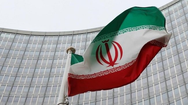 Ilustrasi, bendera Iran (Foto: Dok. REUTERS/Leonhard Foeger/File Photo) Ilustrasi, bendera Iran (Foto: Dok. REUTERS/Leonhard Foeger/File Photo)